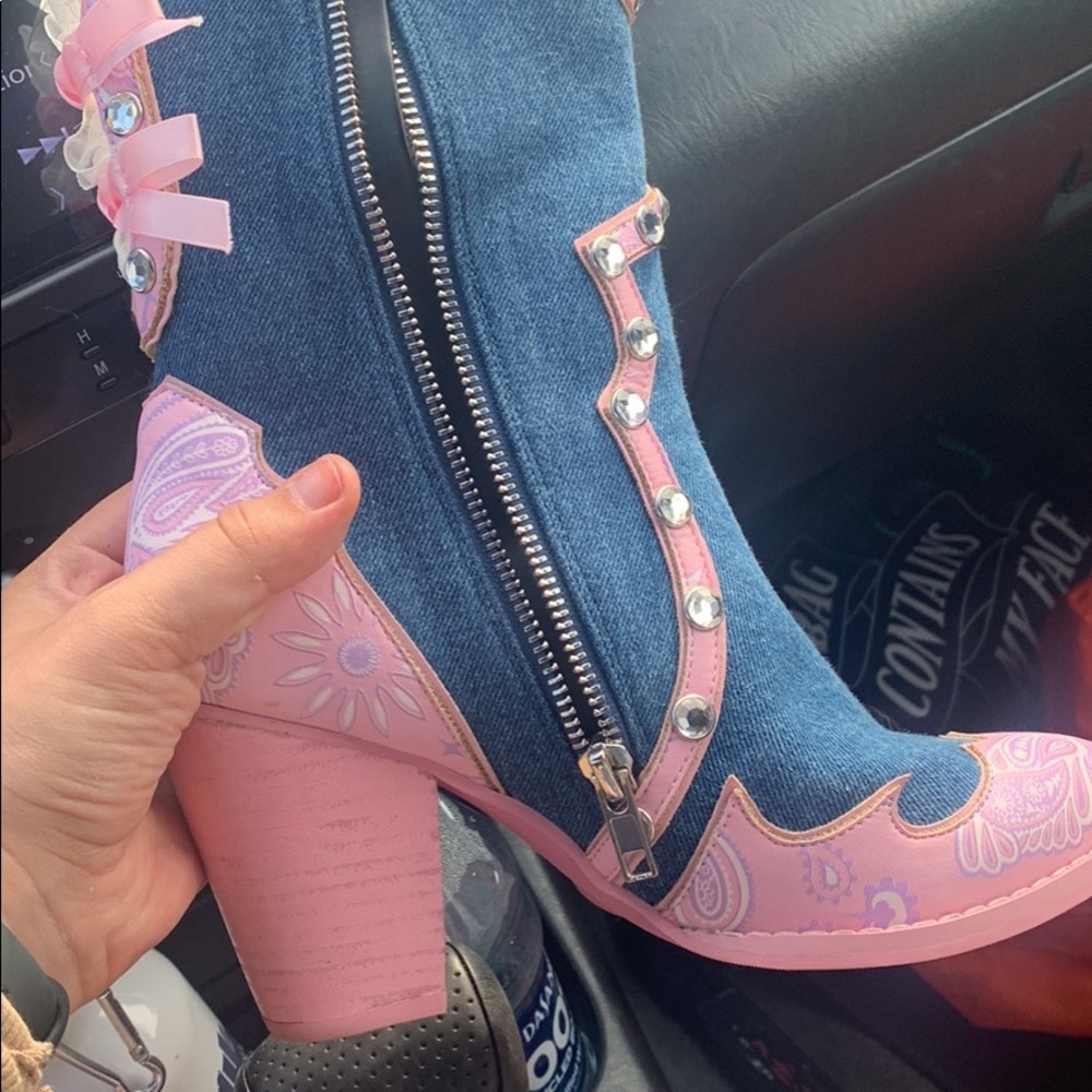 Sugar thrillz Tickled pink denim cowboy boots